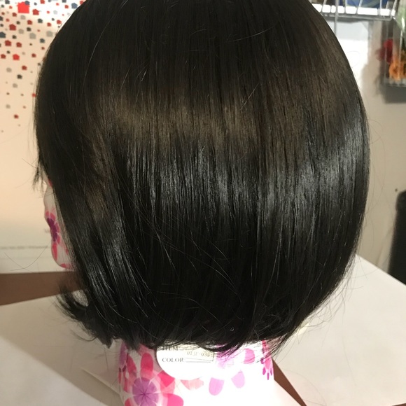 Short dark brown bob New wig - Picture 3 of 3